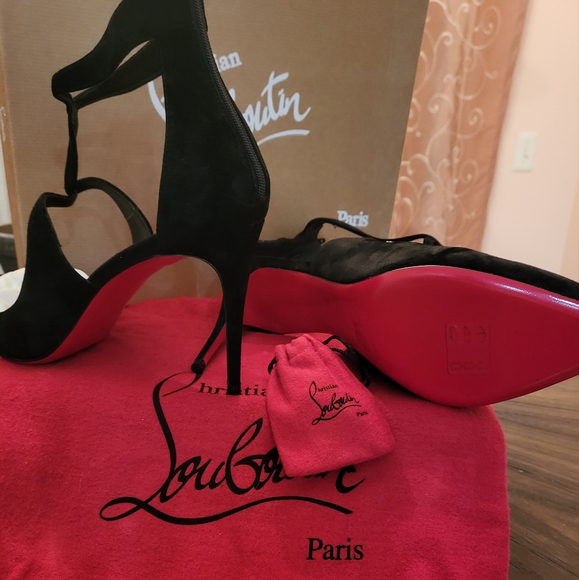 Size 41 Christian Louboutin - Picture 2 of 4